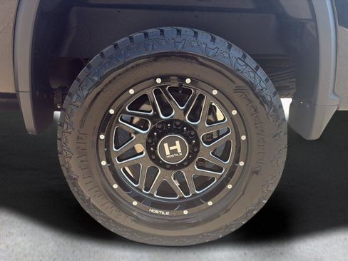 Used 2024 Chevrolet Silverado 2500 LT w/ All Star Edition AWD/4WD image 56