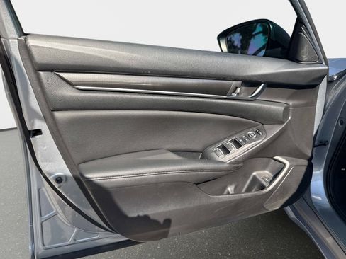 Used 2019 Honda Accord Sport image 15