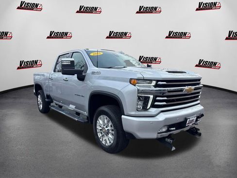 Used 2022 Chevrolet Silverado 2500 High Country w/ Technology Package AWD/4WD image 3