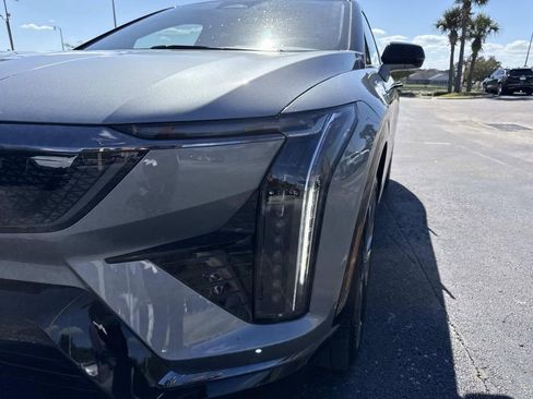 New 2026 Cadillac Optiq Sport 2 image 9
