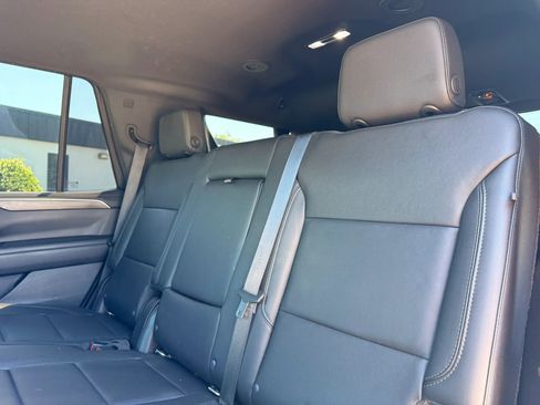 Used 2021 Chevrolet Tahoe LT RWD image 13