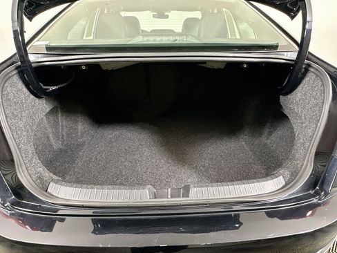 Used 2024 Volkswagen Jetta SE FWD image 30