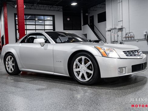 Used 2004 Cadillac XLR image 42