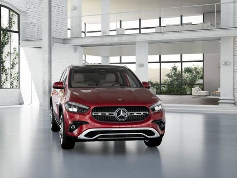 New 2025 Mercedes-Benz GLA 250 image 10