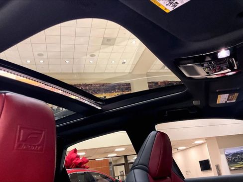 Used 2024 Lexus RX 500h F Sport image 13