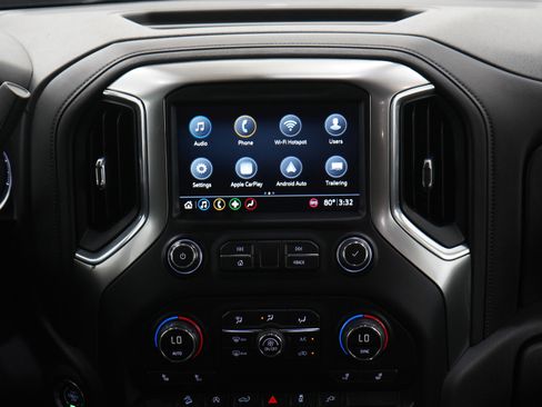Used 2019 Chevrolet Silverado 1500 LT Trail Boss AWD/4WD image 15