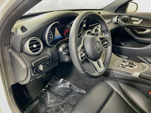 Used 2019 Mercedes-Benz C 300 4MATIC Sedan image 9