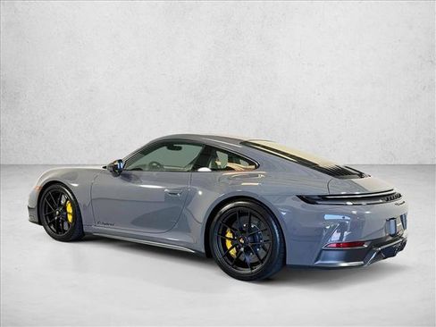Certified 2025 Porsche 911 Carrera GTS RWD image 3