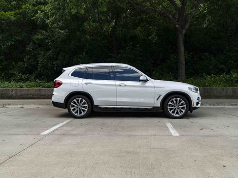 Used 2019 BMW X3 sDrive30i w/ Executive Package RWD image 10