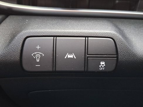 Certified 2023 Hyundai Elantra SEL image 23