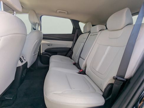 Used 2025 Hyundai Tucson SEL FWD image 12