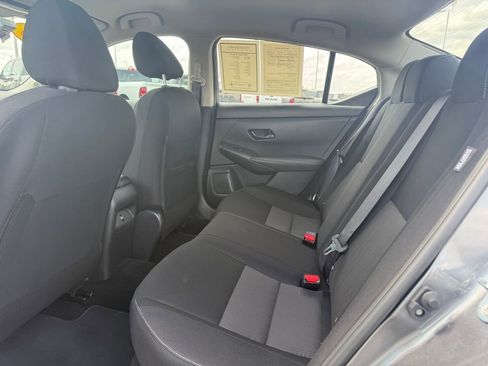 Used 2025 Nissan Sentra SV FWD image 25