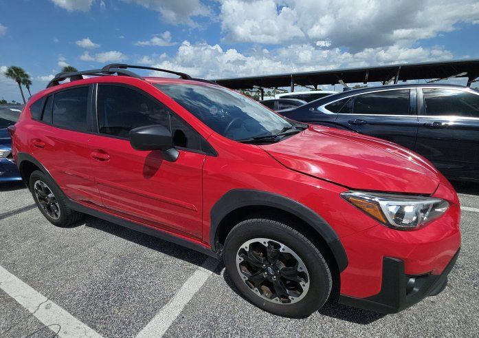 Used 2021 Subaru Crosstrek 2.0i AWD/4WD image 3