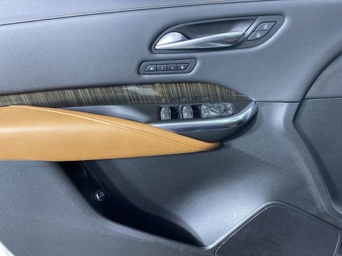 Used 2019 Cadillac XT4 Premium Luxury image 25