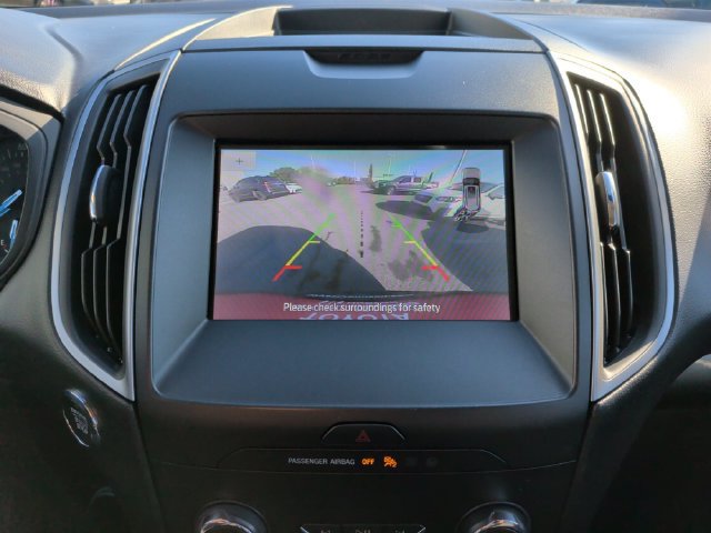 Used 2020 Ford Edge SE FWD image 23