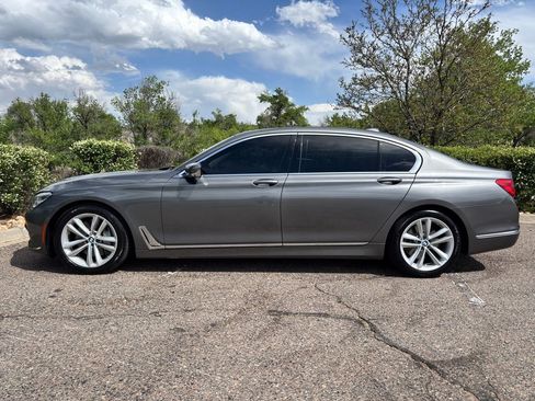 Used 2016 BMW 750i xDrive AWD/4WD image 8