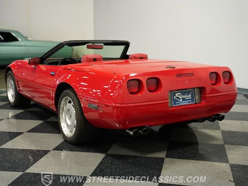 Used 1991 Chevrolet Corvette Convertible image 9