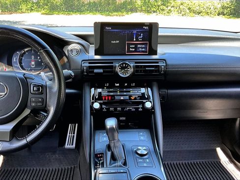 Used 2023 Lexus IS 350 F Sport w/ Memory Package RWD image 9
