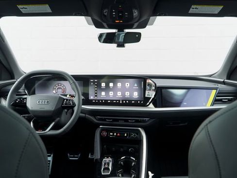 New 2026 Audi SQ5 Premium Plus AWD/4WD image 10