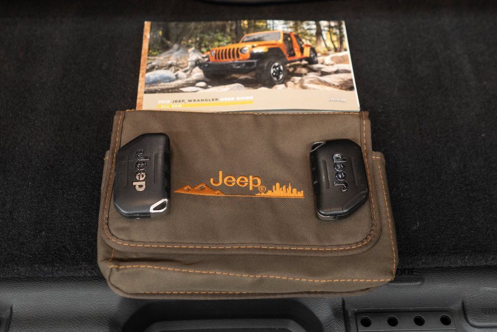Used 2018 Jeep Wrangler Unlimited Sport AWD/4WD image 39