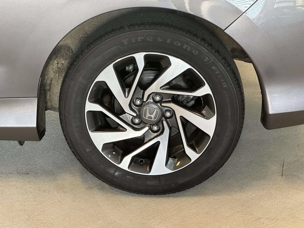 Used 2019 Honda Civic LX image 7