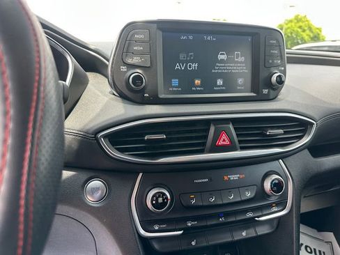 Used 2020 Hyundai Santa Fe SEL FWD image 30