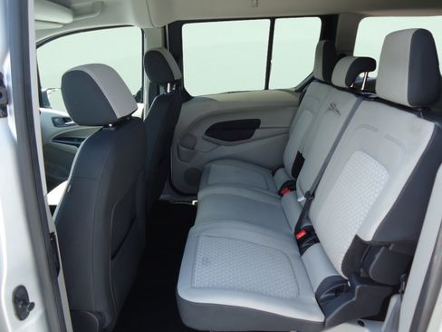 Used 2022 Ford Transit Connect XLT FWD image 25