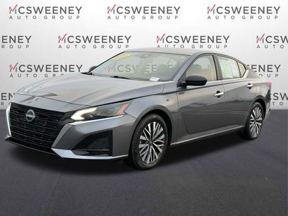 Used 2024 Nissan Altima 2.5 SV