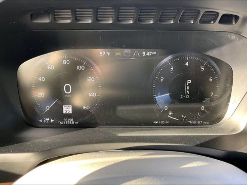 Used 2021 Volvo XC90 T5 Momentum w/ Protection Package Premier image 21