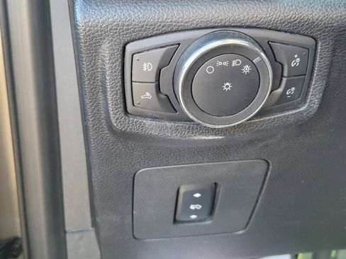 Used 2017 Ford F150 Lariat w/ Equipment Group 502A Luxury image 28