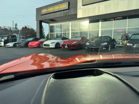 Used 2019 Chevrolet Corvette Stingray Coupe w/ 2LT Preferred Equipment Group image 23