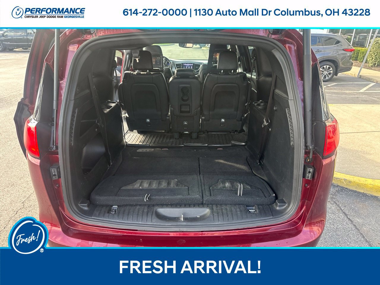 Used 2019 Chrysler Pacifica Touring-L Plus w/ Advanced Safetytec Group FWD image 14