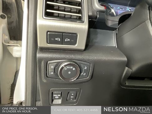 Used 2018 Ford F150 Platinum w/ Equipment Group 701A Luxury image 35