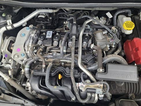 Used 2025 Nissan Sentra S image 30