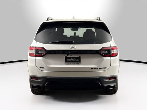 New 2026 Honda Pilot Black Edition image 13