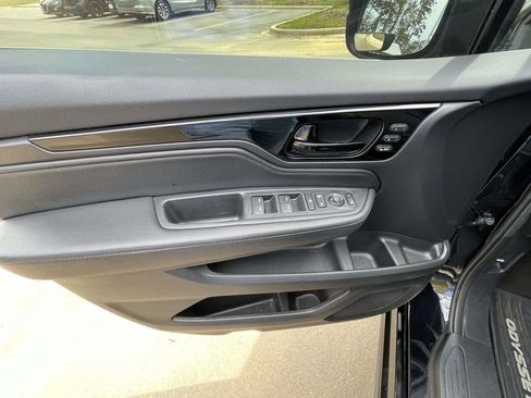 Used 2024 Honda Odyssey Touring image 19