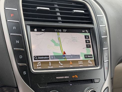 Used 2019 Lincoln Nautilus Reserve image 17