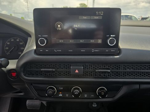 Certified 2025 Honda HR-V LX image 16