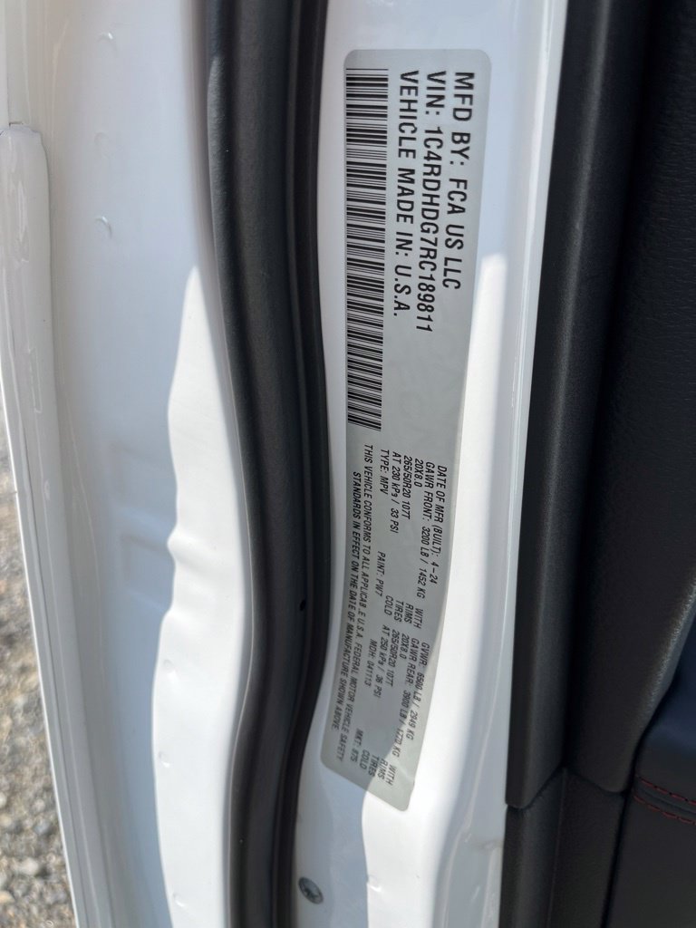 Used 2024 Dodge Durango GT RWD image 44