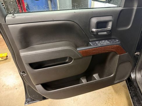 Used 2016 GMC Sierra 1500 SLE w/ SLE Value Package AWD/4WD image 25