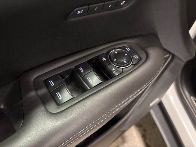 Used 2023 Cadillac XT5 Sportv w/ Platinum Package AWD/4WD image 11