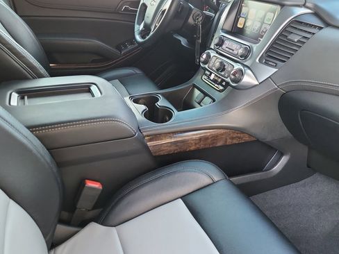 Used 2020 Chevrolet Tahoe LS w/ Enhanced Driver Alert Package image 18