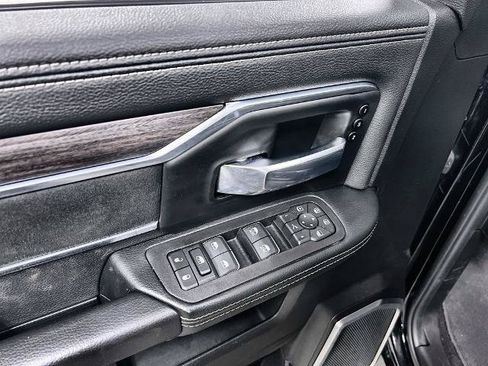 Used 2026 RAM 2500 Laramie AWD/4WD image 16