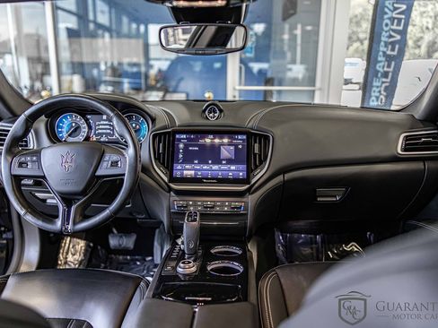 Used 2021 Maserati Ghibli S GranLusso image 41