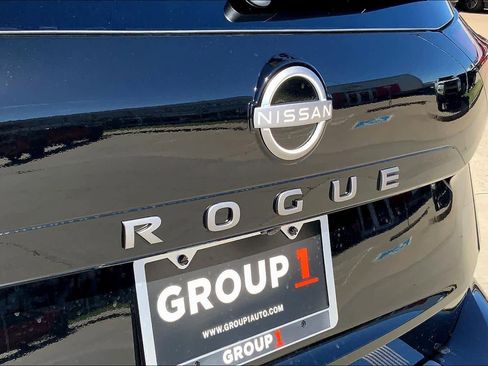 New 2026 Nissan Rogue SV image 15