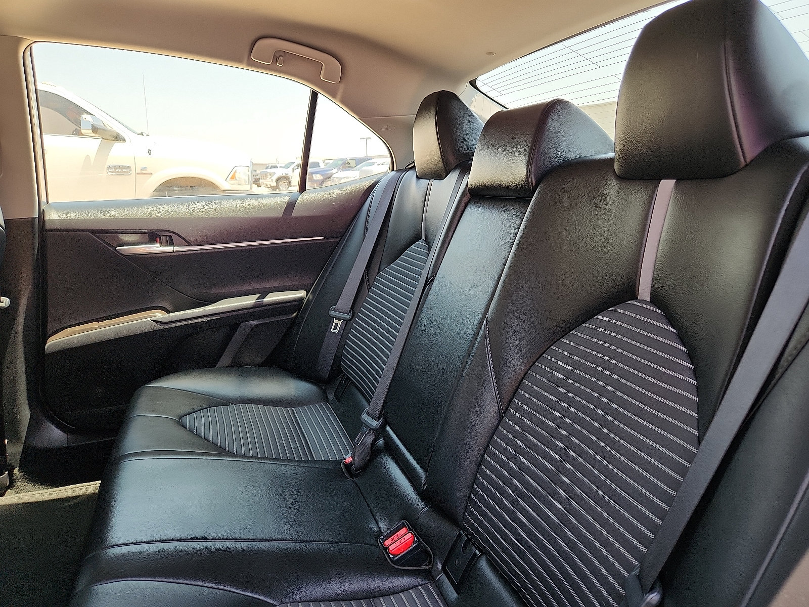 Used 2024 Toyota Camry SE FWD image 10