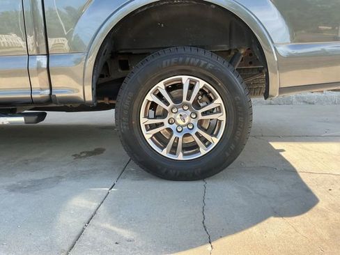Used 2018 Ford F150 Lariat AWD/4WD image 29