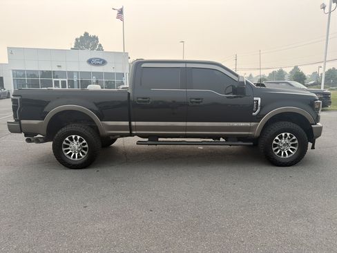 Used 2021 Ford F250 King Ranch AWD/4WD image 2