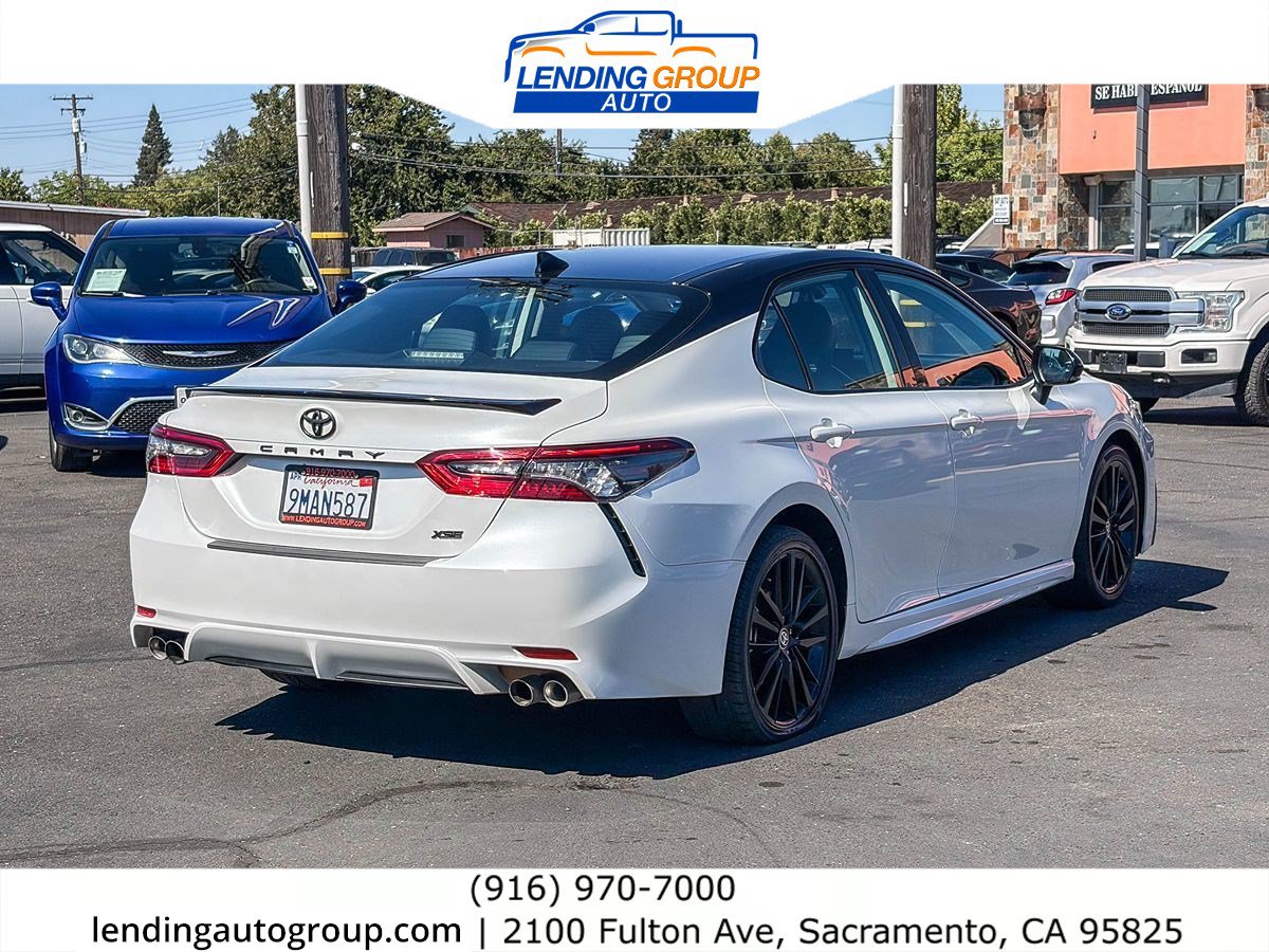 Used 2024 Toyota Camry XSE FWD image 4