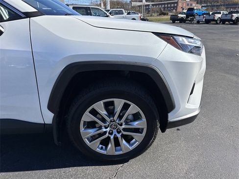 Used 2024 Toyota RAV4 XLE Premium image 2